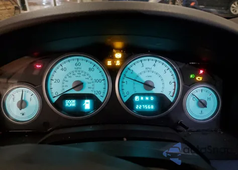 2010 Chrysler Town & Country Touring Plus из США, поврежденный, VIN 2A4RR8DXXAR403861